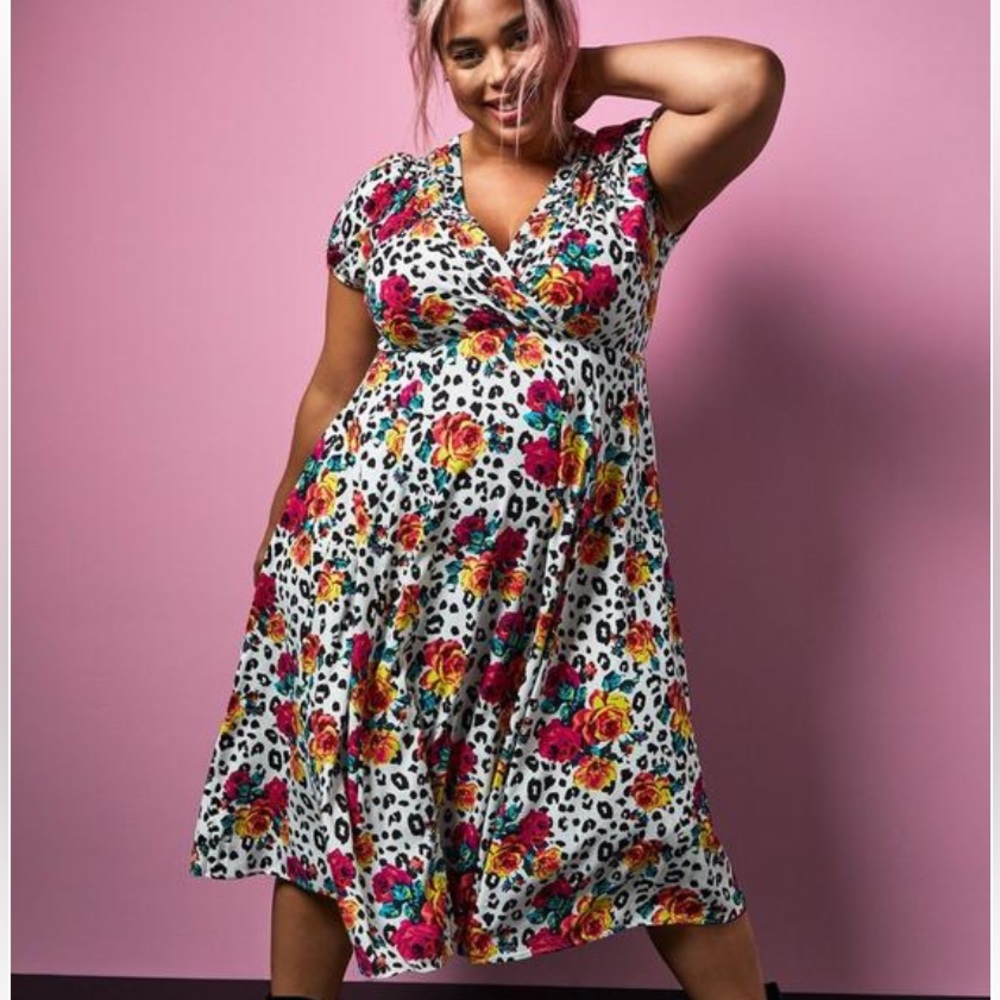Plus Floral Leopard Print V-Neck Midi Dress - White/Pink